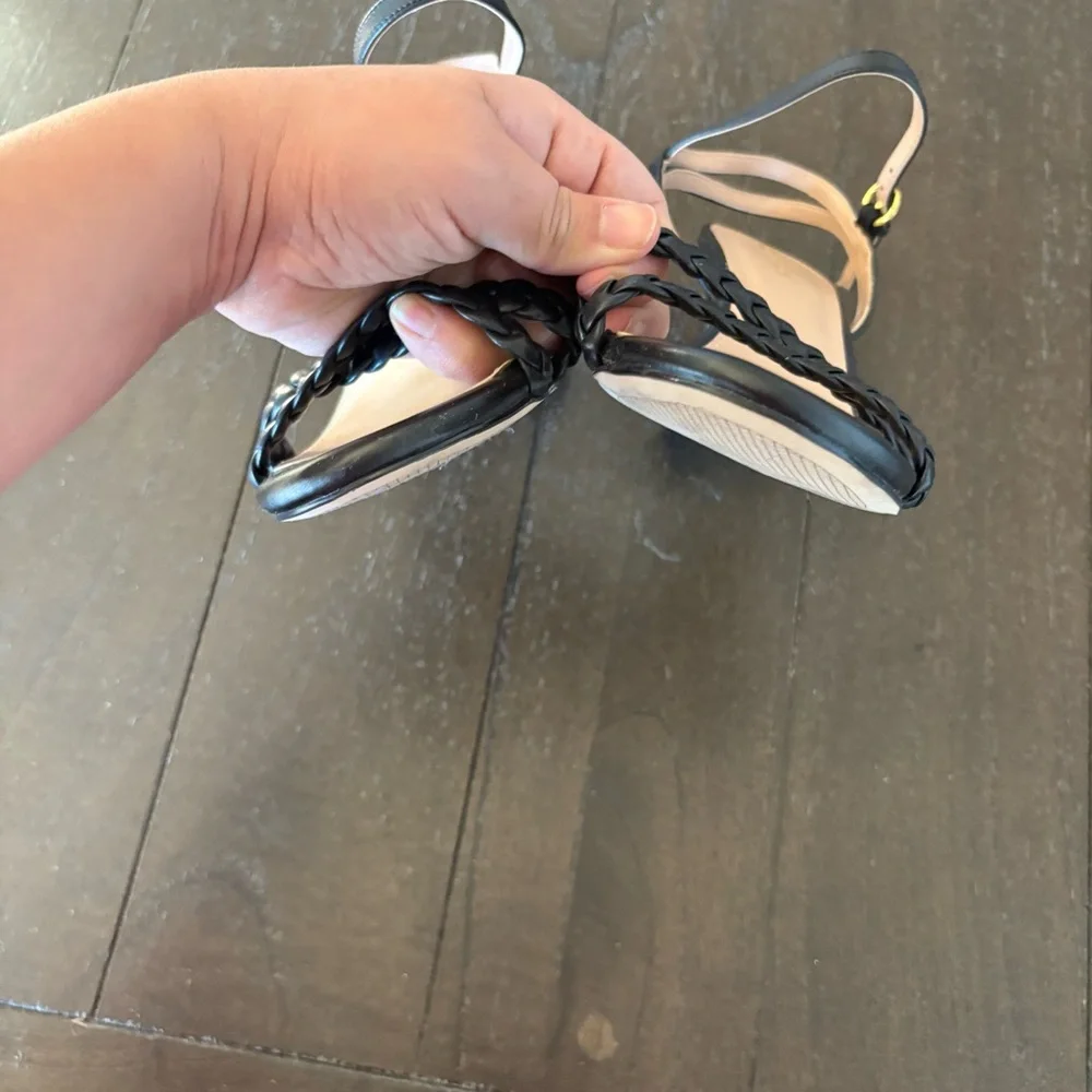 Cole Haan elegant approximately adjustable